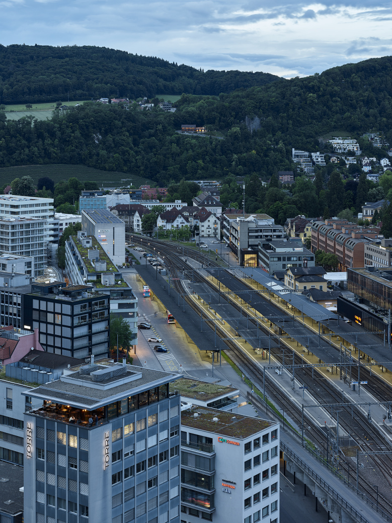 CF344337.jpg